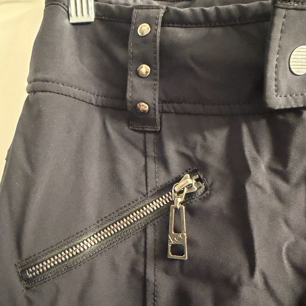 SKEA women’s size 4 ski/Snow pants excellent condition like new EUC - Picture 2 of 16